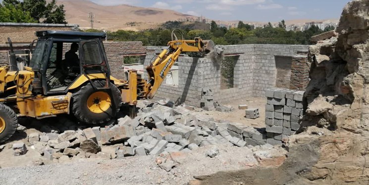 ساخت و سازهای غیرمجاز در روستای دو اسب تهدید جدی برای زنجان
