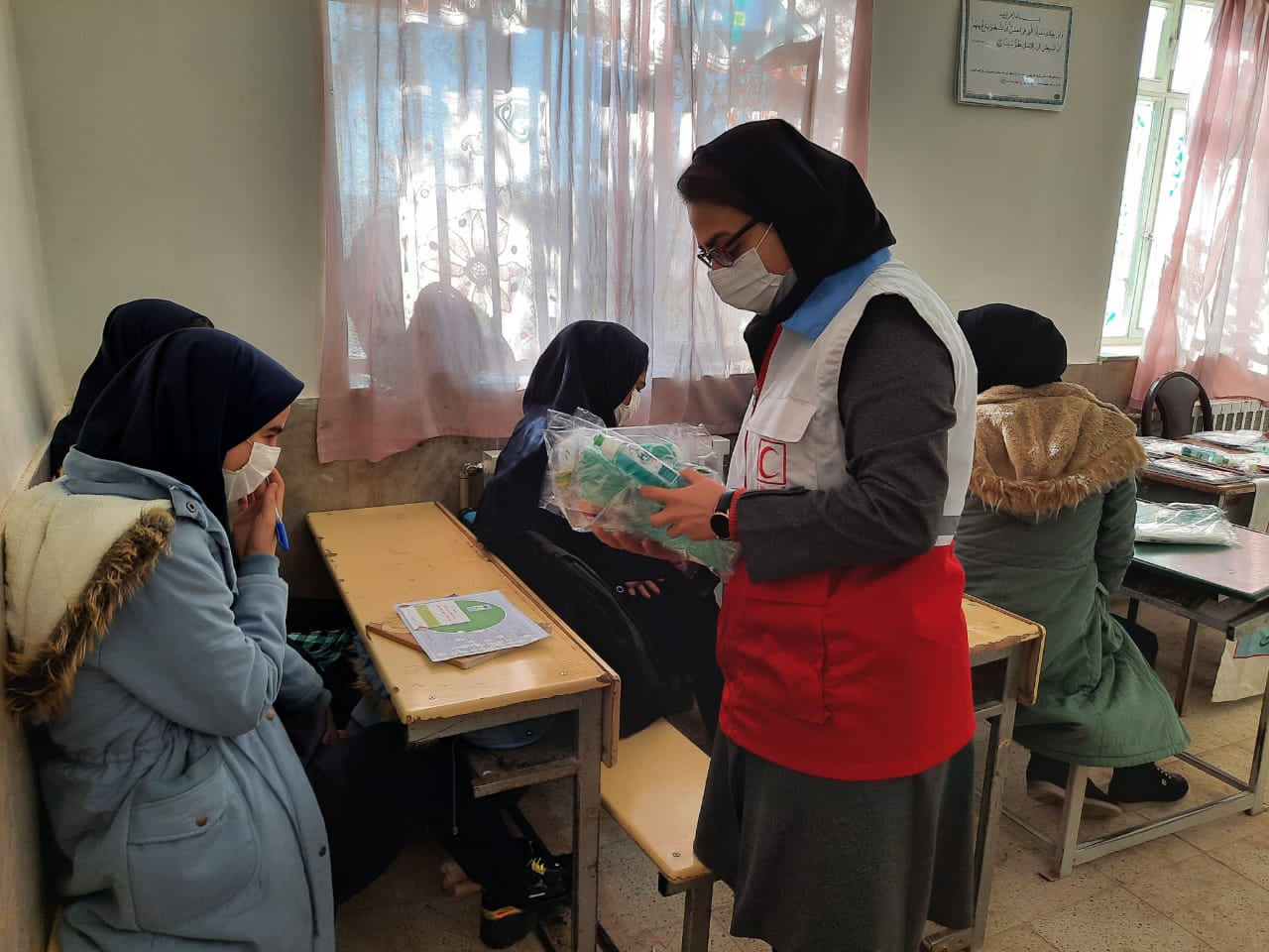 برگزاری طرح سلامتگر در 150 مدرسه توسط هلال احمر استان زنجان
