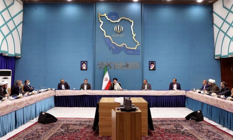 رئیس جمهور در برابر درخواست بازگشت وضعیت اینترنت به حالت قبل سکوت کرد