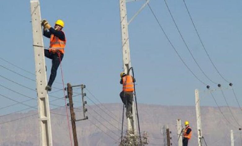 ​همزمان با ایام الله دهه فجر37 پروژه بزرگ توزیع برق در استان زنجان به بهره‌برداری می‌رسد